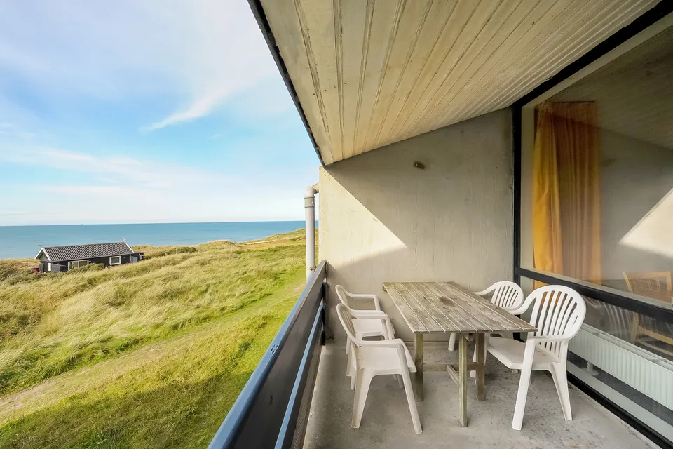 Balkon med udsigt til klitterne og Skagerrak fra Landal Fyrklit